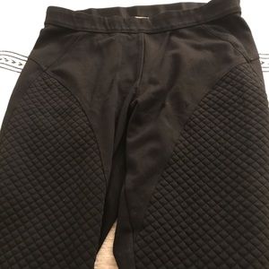 Max Studio Quilted Detail Leggings